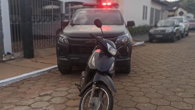 Em ipameri, CPE recupera moto com restrição de furto/roubo registrado em Uberlândia