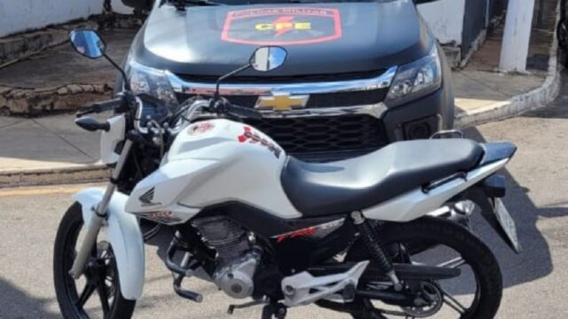 Moto furtada em Uberaba(MG) é recuperada e um suspeito é preso no Bairro Jk, em Catalão