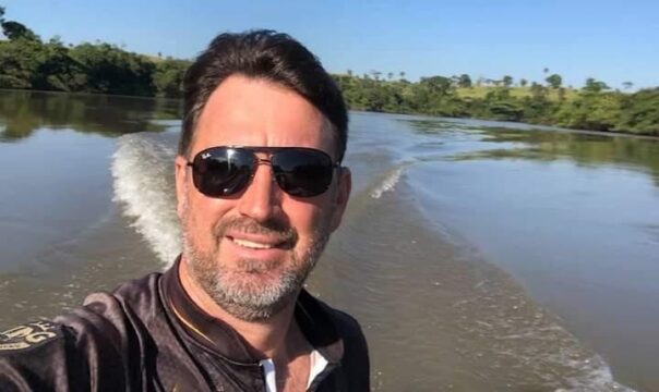Corpo de empresário que desapareceu após canoa virar no Rio Corumbá é encontrado