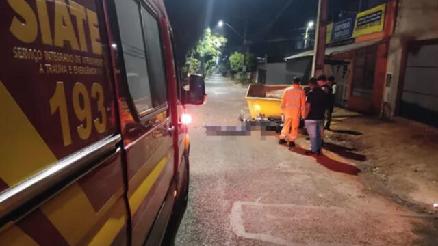 Jovem sem habilitação morre após bater moto em caçamba de lixo em Uberlândia