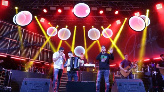 Henrique & Juliano encerraram a grade de shows da 42° Expo Catalão, com chave de ouro