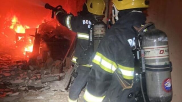 Incêndio destrói deposito de aparelhos de som, em Porangatu