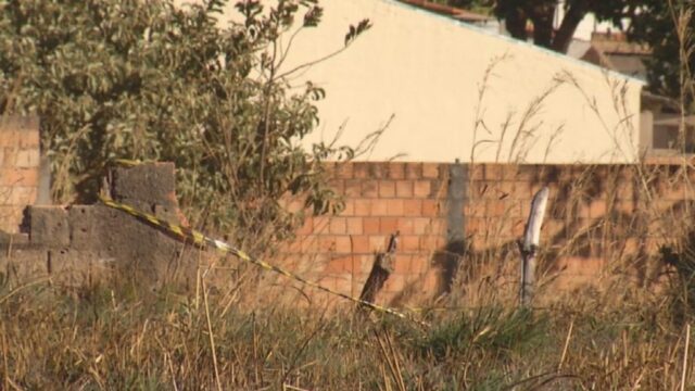 Bebê é encontrada morta com sinais de agressões na cabeça em lote baldio de Luziânia