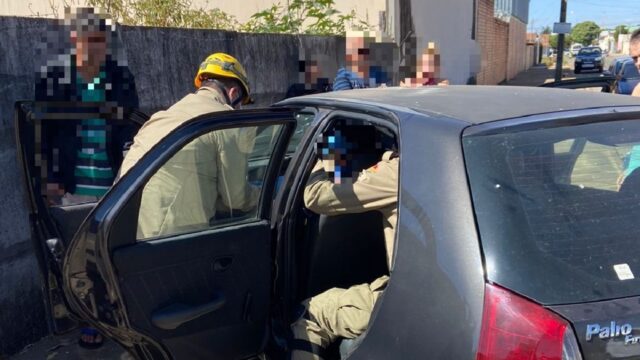 Colisão entre dois veículos deixa mulher ferida no bairro Vila Erondina em Catalão
