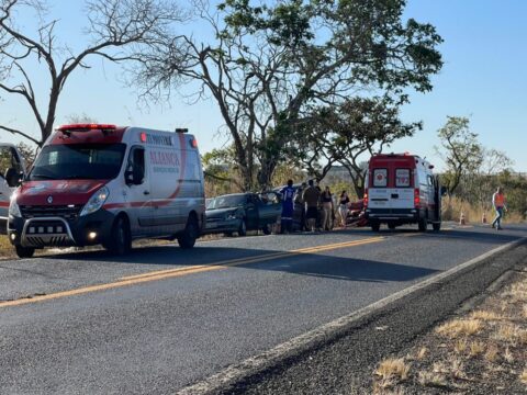 Quatro veículos se envolvem em acidente na GO-139, em Caldas Novas; uma pessoa teve ferimentos