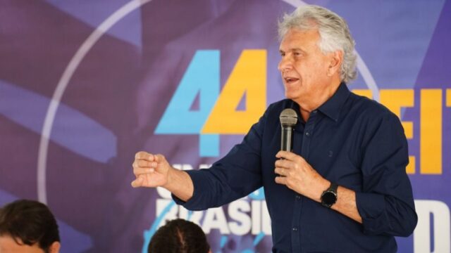 Caiado recebe apoio de 33 prefeitos da região central de Goiás