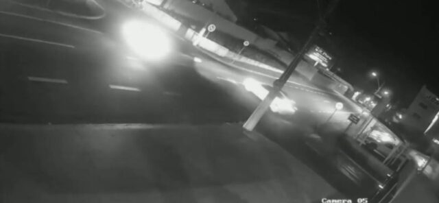 Câmera de monitoramento registra acidente de trânsito em Catalão; um dos veículos não respeitou sinalização. Assista vídeo