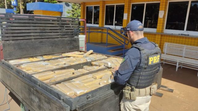 PRF apreende 187 Kg de maconha em Jataí