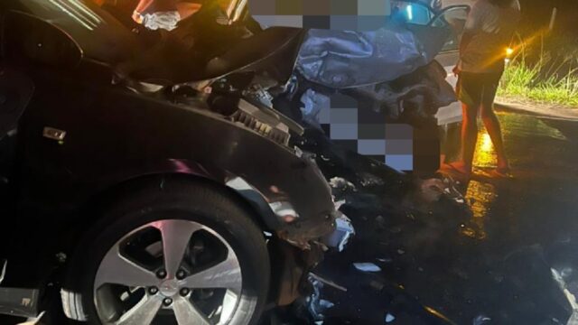 Colisão frontal entre dois carros deixa óbito na GO-020 em Pires do Rio