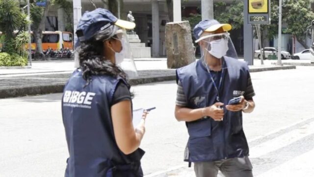 Recenseadores do IBGE denunciam agressões verbais e recusa dos moradores ao Censo