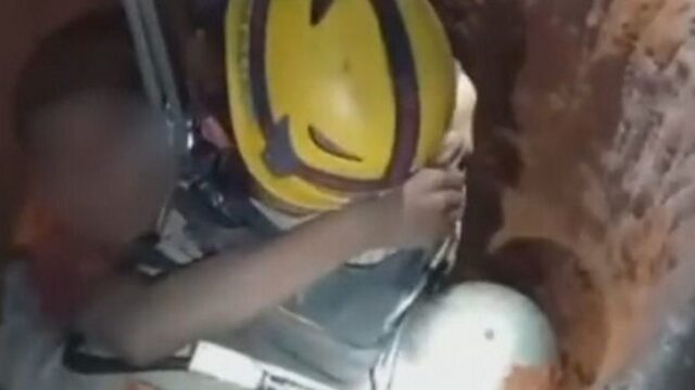 Adolescente é resgatado após cair em fosso com cerca de 25 metros de profundidade em Cristalina