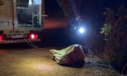 Homem mata chefe após descobrir que ele mantinha caso com sua mulher, em Acreúna Homem mata chefe após descobrir que ele mantinha caso com sua mulher, em Acreúna