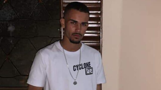 Homicídio: jovem é morto a tiros por dois suspeitos enquanto almoçava, em Catalão