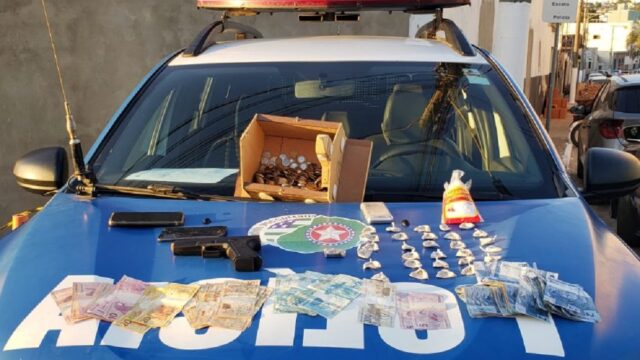 PM apreende drogas e prende suspeito por tráfico de drogas em Catalão