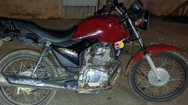 Polícia Militar recupera moto furtada em Pires do Rio