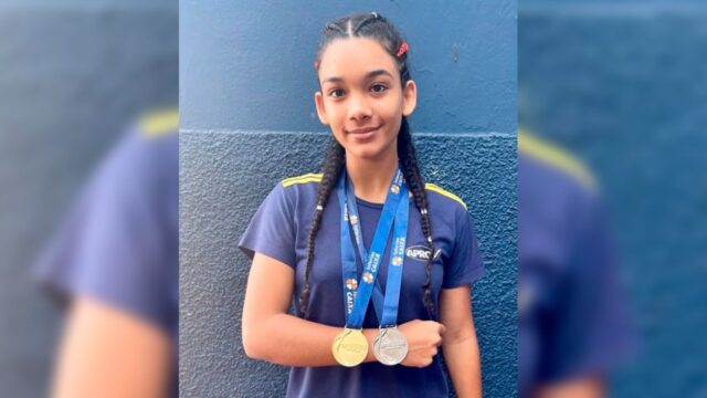 Anna Laura Lopes Camargo, catalana de 14 anos, ganha medalha de ouro no Campeonato de Atletismo Goiano 2022