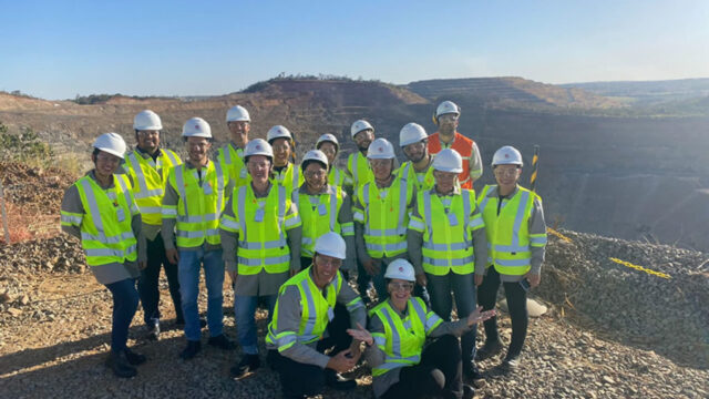Representantes da OAB/GO e UFCAT conhecem a CMOC