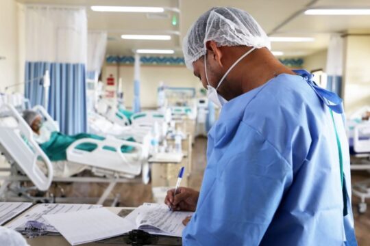 Piso Salarial da Enfermagem começou a ser pago em hospitais de Catalão