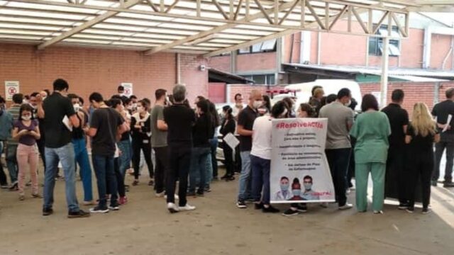 Enfermeiros aderem à paralisação nacional em Uberlândia, Uberaba e Patos de Minas