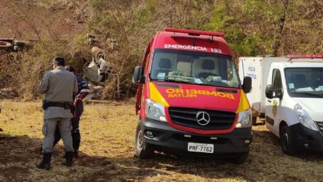 Casal e criança morrem em grave acidente com carreta na GO-320, em Goiatuba