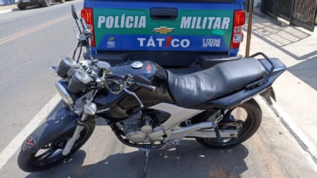 Em Catalão, Tático Móvel recupera moto furtada no ano de 2019 em Goiânia