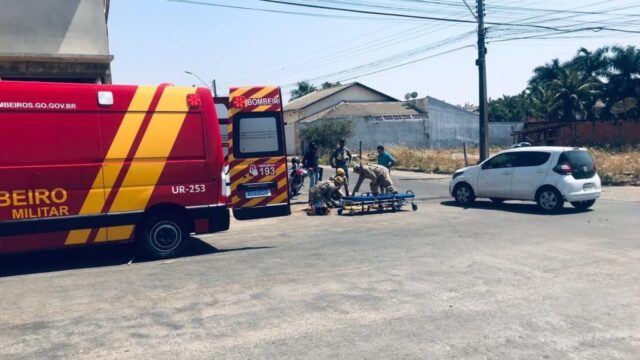 Colisão entre carro e moto deixa mototáxista ferido, em Catalão