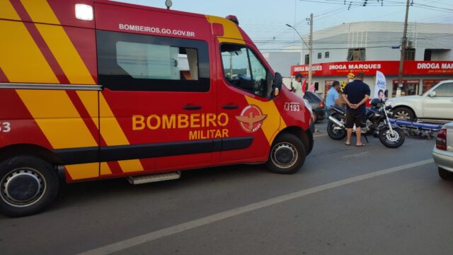 Motociclista fica ferido após acidente com carro em Catalão