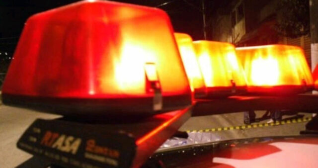 Acidente entre ambulância e carreta deixa feridos na BR-365 em Uberlândia