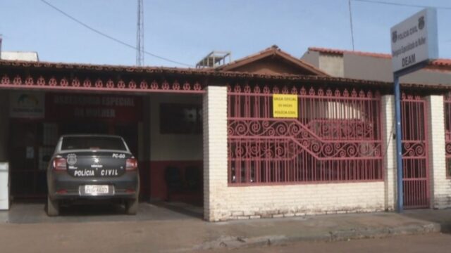 Bebê morre após pai jogar celular nele ao tentar atingir a mulher em Valparaíso de Goiás, diz delegada