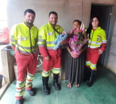 Eco050 presta atendimento a mãe e recém-nascido após parto na BR-050, em Catalão