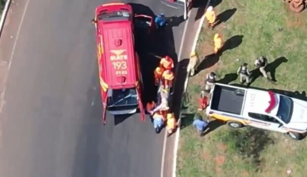 Viatura capota e policiais ficam feridos durante perseguição em Uberlândia