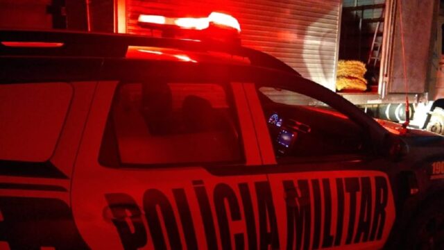 Homem é detido furtando grama esmeralda recém-plantada em avenidas de Catalão