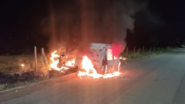 Em Catalão, PM registra incêndio criminoso em veículo