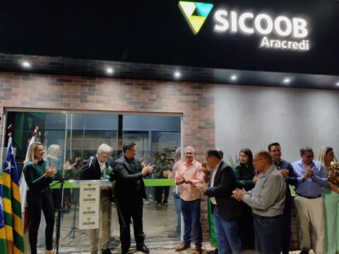 Sicoob Aracredi inaugura agência em Catalão