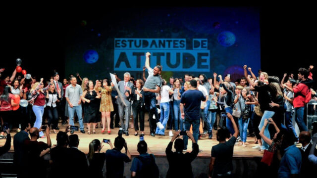 317 escolas concorrem à premiação de R$ 158 mil do projeto Estudantes de Atitude 2022
