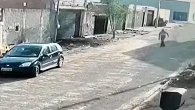 Vídeo mostra quando marido entra em bar e depois foge em carro após matar mulher a tiros, em Catalão