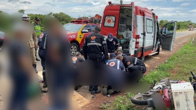 Motociclista fica ferido após colisão com carro no trevo de Cristianópolis