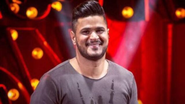 O cantor Nando Moreno é atração neste sábado (19) no Fogão de Lenha Show, em Catalão