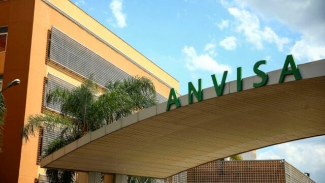 Anvisa aprova venda de Paxlovid para tratar covid-19