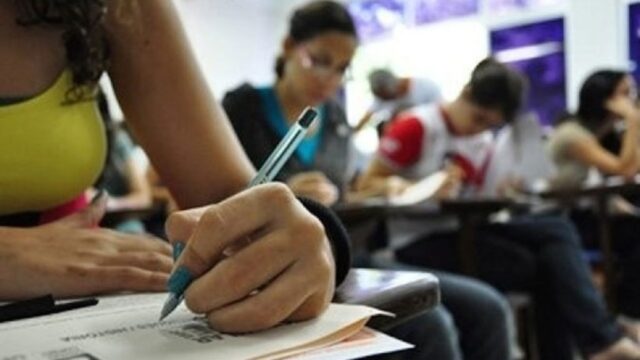 Enade: estudantes têm até sábado para preencher questionário