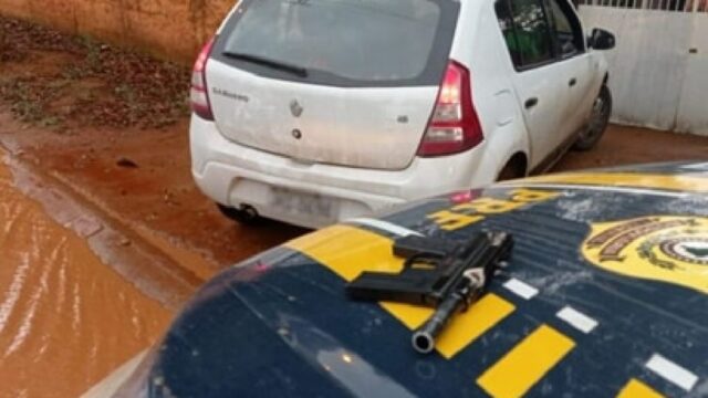 Dupla é detida suspeita de sequestrar motorista e mantê-la refém por 2h, em Valparaíso