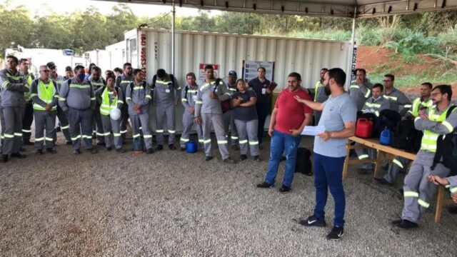 Após negociações,  Sindicato Metabase conquista benefícios ao trabalhadores da CREC-8