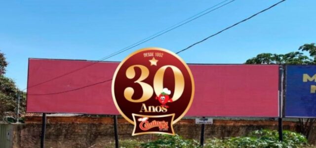 Mistério revelado: Outdoors com QR Code faziam parte da comemoração dos 30 anos do restaurante Cantinas