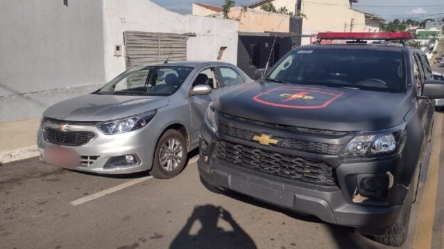 Após troca de tiros com suspeitos, CPE de Catalão recupera carro roubado em Minas Gerais