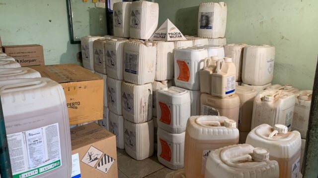 Polícia recupera em Uberlândia mais de 2.600 litros de defensivos agrícolas furtados de fazenda em Tupaciguara