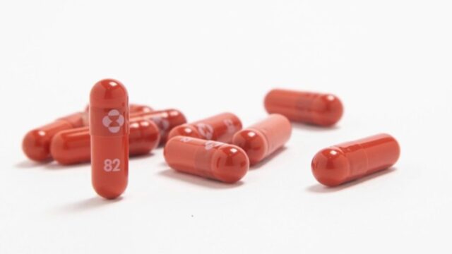 Molnupiravir: Anvisa aprova venda em farmácias de medicamento para tratamento contra Covid-19