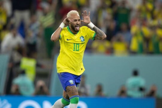 Brasil goleia a Coreia do Sul e enfrenta a Croácia nas quartas da Copa