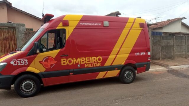 Em Ipameri, bombeiros resgatam vítima de queda em cisterna com 3 metros de profundidade