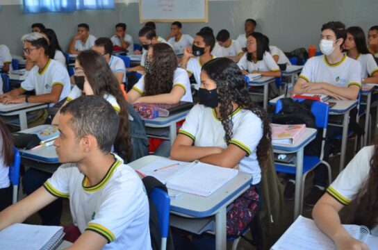 Período de matrículas na rede estadual de ensino termina no próximo domingo (11/12)