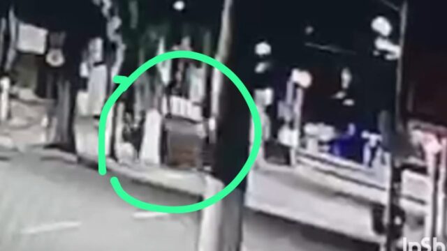 Câmera de segurança registra grave acidente em avenida de Catalão; veja vídeo